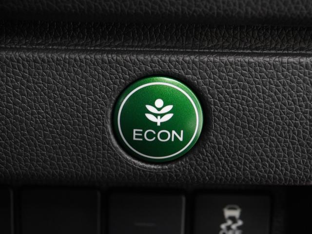 フィットハイブリッド Ｓパッケージ　ワンオーナー　７インチナビ　バックカメラ　ドラレコ　ＥＴＣ　クルーズコントロール　Ｂｌｕｅｔｏｏｔｈ　ＵＳＢ入力端子　ＬＥＤヘッドライト　パドルシフト　横滑り防止装置　禁煙車　純正アルミホイール（58枚目）