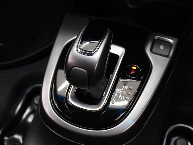 フィットハイブリッド Ｓパッケージ　ワンオーナー　７インチナビ　バックカメラ　ドラレコ　ＥＴＣ　クルーズコントロール　Ｂｌｕｅｔｏｏｔｈ　ＵＳＢ入力端子　ＬＥＤヘッドライト　パドルシフト　横滑り防止装置　禁煙車　純正アルミホイール（59枚目）