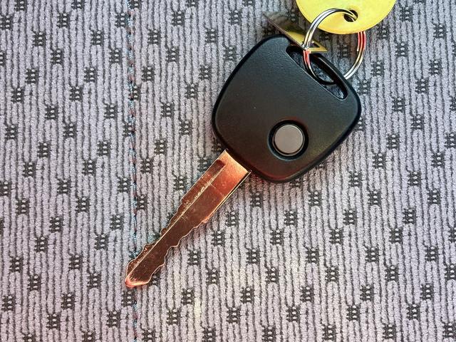 キャリイトラック ＫＣエアコン・パワステ　７型　４速オートマチック（29枚目）