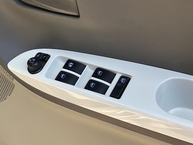 タント Ｘ　ホワイトアクセントＳＡＩＩ　ナビ　ＴＶ　ＥＴＣ　純正アルミホイール　プッシュスタート　ドライブレコーダー　オートライト（19枚目）