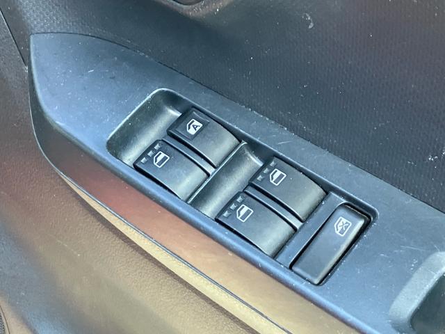 ミライース Ｌ　ＳＡＩＩＩ　ＥＴＣ　ナビ　ツートンシート　社外ホイール　クリアランスソナー　オートマチックハイビーム（14枚目）