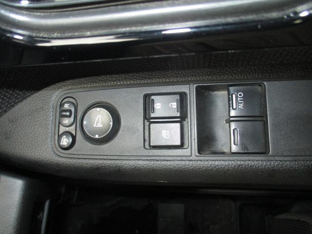 N-VAN+スタイル ファン 社外SDナビ/CD&フルセグTV Bカメラ LEDヘッドライト スマートキー ETC クルコン オートライト ドラレコ 電動格納ミラー オートAC 衝突被害軽減ブレーキ(21枚目)