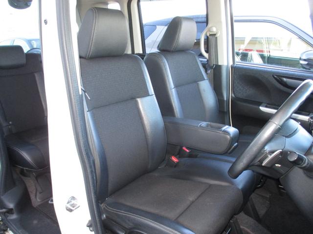 Ｎ－ＢＯＸカスタム ＧターボＬパッケージ　ターボ　両側電動ドア　純正ＳＤナビ／ＣＤ＆フルセグＴＶ　Ｂカメラ　純正エアロ＆ＡＷ　ＨＩＤ　スマートキー　ＥＴＣ　クルコン　オートライト　電動格納ミラー　オートＡＣ　衝突被害軽減ブレーキ（9枚目）