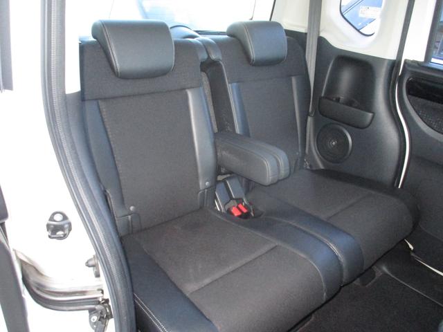 Ｎ－ＢＯＸカスタム ＧターボＬパッケージ　ターボ　両側電動ドア　純正ＳＤナビ／ＣＤ＆フルセグＴＶ　Ｂカメラ　純正エアロ＆ＡＷ　ＨＩＤ　スマートキー　ＥＴＣ　クルコン　オートライト　電動格納ミラー　オートＡＣ　衝突被害軽減ブレーキ（10枚目）