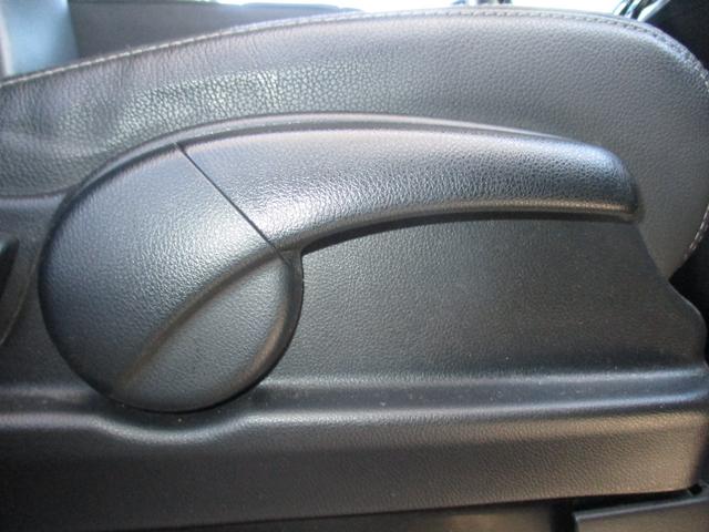 Ｎ－ＢＯＸカスタム ＧターボＬパッケージ　ターボ　両側電動ドア　純正ＳＤナビ／ＣＤ＆フルセグＴＶ　Ｂカメラ　純正エアロ＆ＡＷ　ＨＩＤ　スマートキー　ＥＴＣ　クルコン　オートライト　電動格納ミラー　オートＡＣ　衝突被害軽減ブレーキ（23枚目）