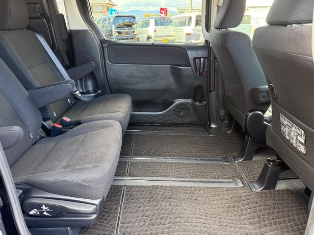 ヴォクシー V ワンオーナー 禁煙車 9インチSDナビ フルセグTV Bluetooth バックカメラ 両側電動スライドドア LEDヘッドランプ ETC セーフティセンス 衝突軽減ブレーキ クルーズコントロール(39枚目)