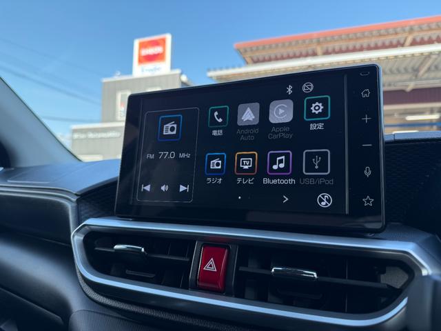 ロッキー プレミアムG 4WD ターボ ワンオーナー 禁煙車 9インチディスプレイオーディオ パノラマモニター 前席シートヒーター 衝突被害軽減システム アダプティブクルーズ 寒冷地仕様 LEDヘッド&フォグ 電動パーキング(4枚目)