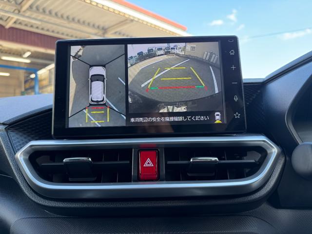 ロッキー プレミアムG 4WD ターボ ワンオーナー 禁煙車 9インチディスプレイオーディオ パノラマモニター 前席シートヒーター 衝突被害軽減システム アダプティブクルーズ 寒冷地仕様 LEDヘッド&フォグ 電動パーキング(5枚目)