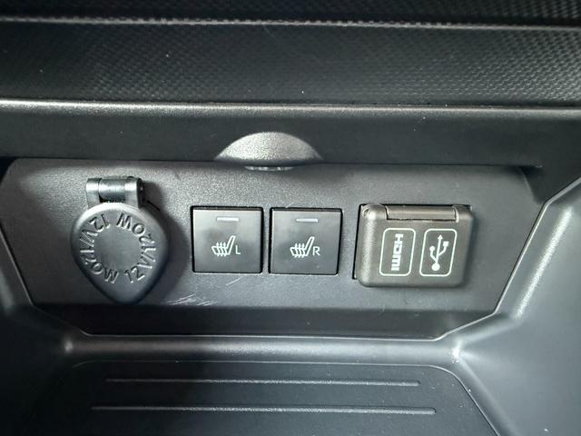 ロッキー プレミアムG 4WD ターボ ワンオーナー 禁煙車 9インチディスプレイオーディオ パノラマモニター 前席シートヒーター 衝突被害軽減システム アダプティブクルーズ 寒冷地仕様 LEDヘッド&フォグ 電動パーキング(6枚目)