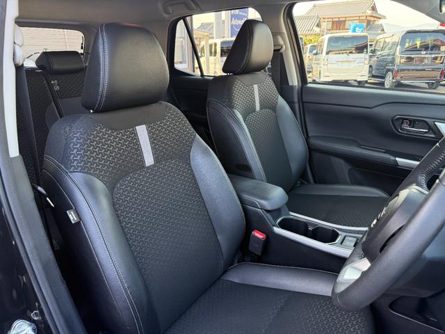 ロッキー プレミアムG 4WD ターボ ワンオーナー 禁煙車 9インチディスプレイオーディオ パノラマモニター 前席シートヒーター 衝突被害軽減システム アダプティブクルーズ 寒冷地仕様 LEDヘッド&フォグ 電動パーキング(32枚目)