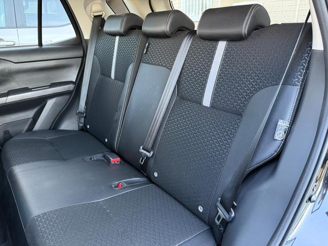 ロッキー プレミアムG 4WD ターボ ワンオーナー 禁煙車 9インチディスプレイオーディオ パノラマモニター 前席シートヒーター 衝突被害軽減システム アダプティブクルーズ 寒冷地仕様 LEDヘッド&フォグ 電動パーキング(47枚目)