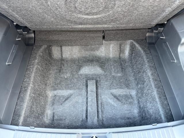 ロッキー プレミアムG 4WD ターボ ワンオーナー 禁煙車 9インチディスプレイオーディオ パノラマモニター 前席シートヒーター 衝突被害軽減システム アダプティブクルーズ 寒冷地仕様 LEDヘッド&フォグ 電動パーキング(51枚目)