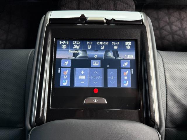 リラクゼーション機能付き後席ベンチレーションシート