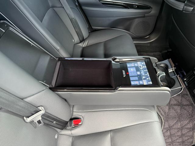 リラクゼーション機能付きリヤベンチレーションシート