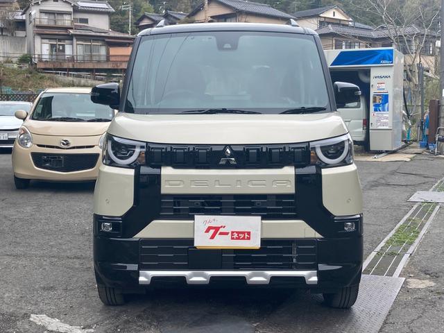 デリカミニ Ｔ　プレミアム　届出済み未使用車　４ＷＤ　ターボ　ドライブレコーダー　ＥＴＣ　全周囲カメラ　両側電動スライドドア　ナビ　ＴＶ　オートクルーズコントロール　衝突被害軽減システム　オートＬＥＤヘッドランプ　スマートキー（5枚目）