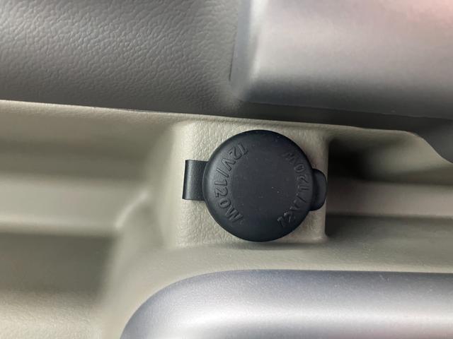 エブリイワゴン ＰＺターボ　ハイルーフ　６型　後席右側パワースライド　ＬＥＤ　デュアルカメラブレーキ｜後退時ブレーキサポート｜１４インチアルミホイール｜本革巻きステアリングホイール｜ＬＥＤヘッドランプ｜オートライトシステム｜運転席シートヒーター｜オートエアコン｜（30枚目）