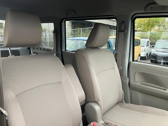 エブリイワゴン ＰＺターボ　ハイルーフ　６型　後席右側パワースライド　ＬＥＤ　デュアルカメラブレーキ｜後退時ブレーキサポート｜１４インチアルミホイール｜本革巻きステアリングホイール｜ＬＥＤヘッドランプ｜オートライトシステム｜運転席シートヒーター｜オートエアコン｜（36枚目）