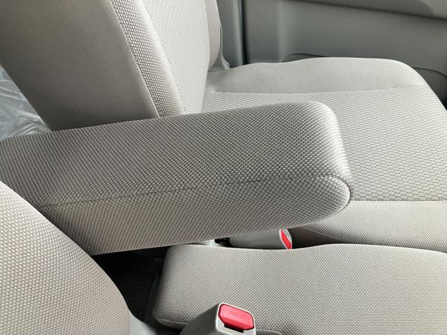 エブリイワゴン ＰＺターボ　ハイルーフ　６型　後席右側パワースライド　ＬＥＤ　デュアルカメラブレーキ｜後退時ブレーキサポート｜１４インチアルミホイール｜本革巻きステアリングホイール｜ＬＥＤヘッドランプ｜オートライトシステム｜運転席シートヒーター｜オートエアコン｜（38枚目）