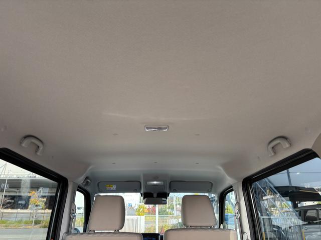 エブリイワゴン ＰＺターボ　標準ルーフ　６型　バックカメラ付　ＬＥＤライト　デュアルカメラブレーキ｜後席左側ワンアクションパワースライドドア｜１４インチアルミホイール｜バックカメラ付ディスプレイオーディオ｜運転席シートヒーター｜（12枚目）
