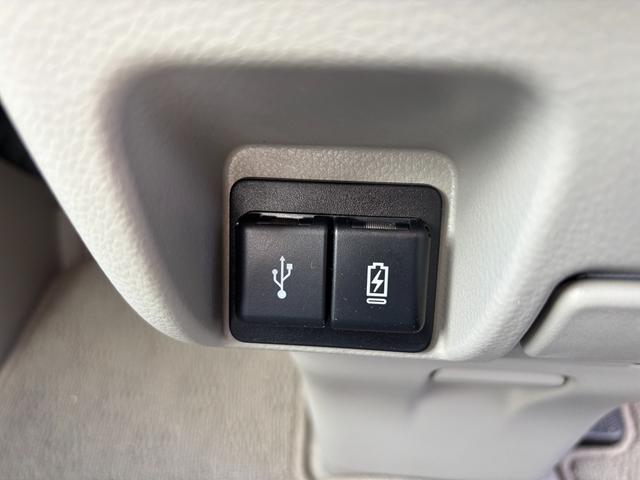 エブリイワゴン ＰＺターボ　標準ルーフ　６型　バックカメラ付　ＬＥＤライト　デュアルカメラブレーキ｜後席左側ワンアクションパワースライドドア｜１４インチアルミホイール｜バックカメラ付ディスプレイオーディオ｜運転席シートヒーター｜（18枚目）