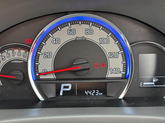 エブリイワゴン ＰＺターボ　標準ルーフ　６型　バックカメラ付　ＬＥＤライト　デュアルカメラブレーキ｜後席左側ワンアクションパワースライドドア｜１４インチアルミホイール｜バックカメラ付ディスプレイオーディオ｜運転席シートヒーター｜（24枚目）