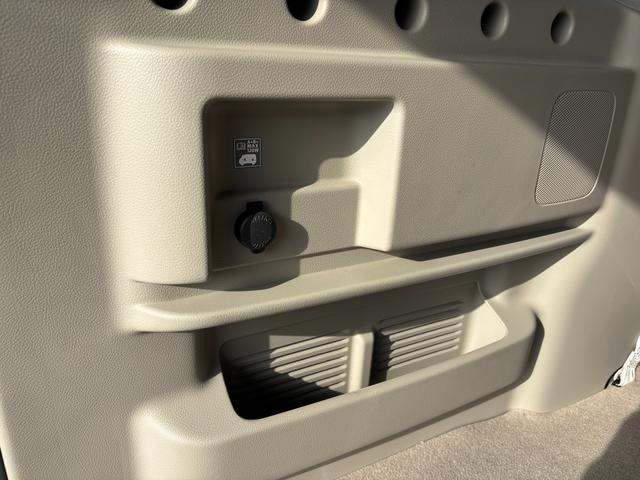 エブリイワゴン ＰＺターボ　標準ルーフ　６型　バックカメラ付　ＬＥＤライト　デュアルカメラブレーキ｜後席左側ワンアクションパワースライドドア｜１４インチアルミホイール｜バックカメラ付ディスプレイオーディオ｜運転席シートヒーター｜（42枚目）