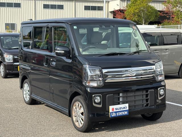お買い得車から、人気の中古車。弊社総展示台数３００台！豊富な在庫からお客様にぴったりの１台をお探しいたします。