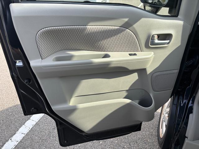 ご覧いただいております車両は，スズキ直営代理店の当社が自信を持ってお勧めできるディーラー中古車です。