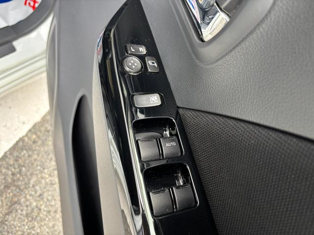 ワゴンＲスティングレー スティングレー　Ｘ　ＭＨ４４型　４型　衝突被害軽減ブレーキ　レーダーブレーキサポート｜ディスチャージヘッドランプ｜オートライトシステム｜フルオートエアコン｜キーレスプッシュスタートシステム｜電動格納式ドアミラー｜運転席シートヒーター｜（36枚目）