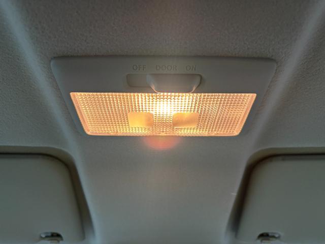 �[�Ԍ�̃A�t�^�[�T�[�r�X�����C���������B�I�C�������A�_�����Z�b�g�ɂȂ����A�����e�i���X�p�b�N�����p�ӂ��Ă���܂��B