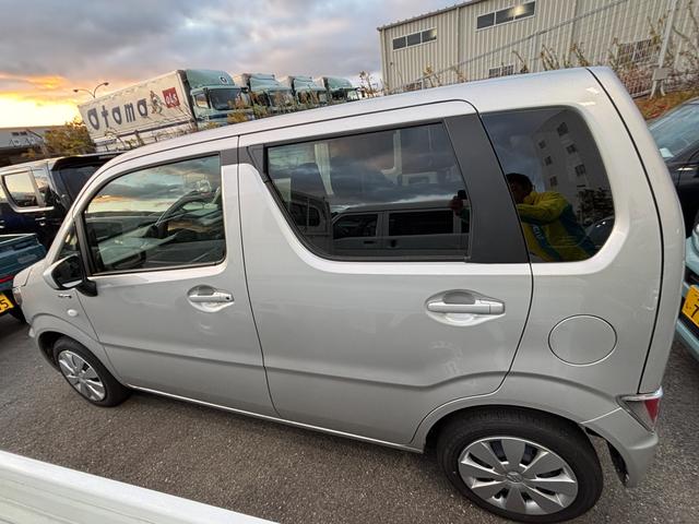 �����X�̍ۂ��炩���߂��A�����������܂�����A�X���[�Y�Ȉē����\�ł��B����Ƃ����A�����������A�����X��������