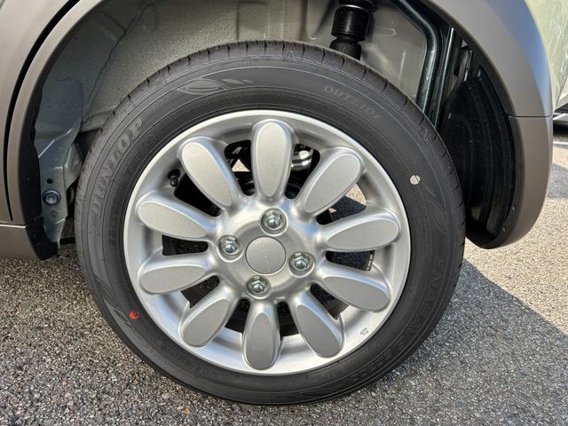 アルトラパン X 5型 衝突被害軽減ブレーキ バックカメラ付オーディオ デュアルカメラブレーキ|ナノイー搭載フルオートエアコン|360°プレミアムUV&IRカットガラス|USB電源ソケット|14インチアルミホイール|(20枚目)