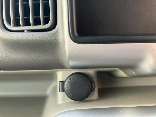 スズキ自販兵庫中古車の車両をご覧いただき誠にありがとうございます。当社はスズキ直営の代理店です。県下に１９拠点展開しております。