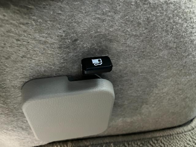 お客様に素敵なカーライフを送っていただくために、メンテナンスパック等のケアサービスをご用意しております。