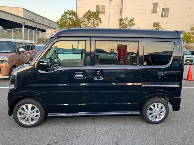 ご購入後安心してお乗りいただくため納車前に法定点検を実施します。心を込めて整備いたします。