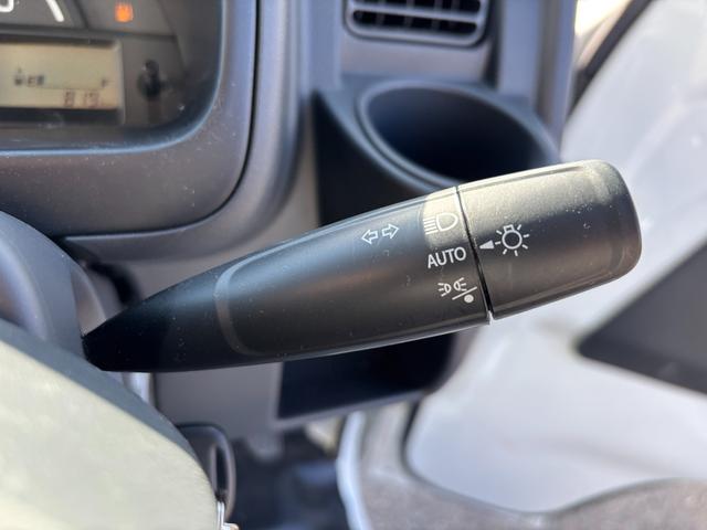 キャリイトラック ＫＣエアコン・パワステ　７型　衝突被害軽減ブレーキ　キーレス　デュアルカメラブレーキ｜アイドリングストップ｜電波式キーレスエントリー｜パワーウィンドー｜ＡＭ／ＦＭラジオ｜ハロゲンヘッドランプ｜（30枚目）