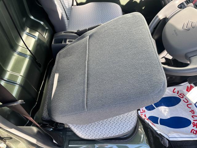 キャリイトラック ＫＣエアコン・パワステ農繁　７型　ＡＭ／ＦＭラジオ　キーレス　デュアルカメラブレーキ｜アイドリングストップシステム｜アッパーメンバーガード｜ハロゲンヘッドランプ｜オートライトシステム｜パワーウィンドー｜電波式キーレスエントリー｜（14枚目）