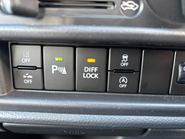 キャリイトラック ＫＣエアコン・パワステ農繁　７型　ＡＭ／ＦＭラジオ　キーレス　デュアルカメラブレーキ｜アイドリングストップシステム｜アッパーメンバーガード｜ハロゲンヘッドランプ｜オートライトシステム｜パワーウィンドー｜電波式キーレスエントリー｜（18枚目）