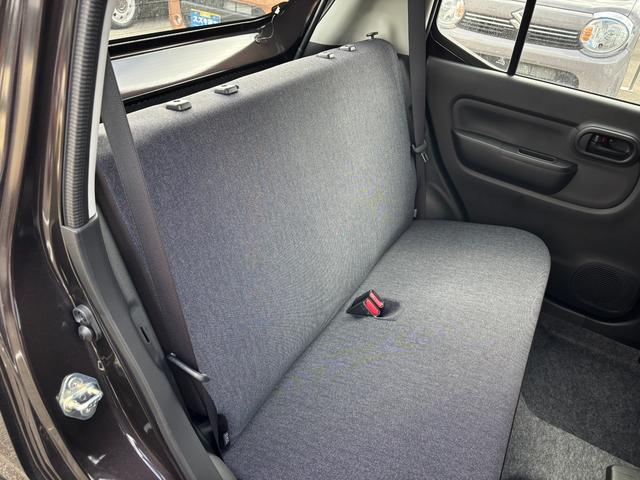 アルト Ｌ　２型　オーディオレス　ハロゲンライト　キーレスエントリー　デュアルカメラブレーキ｜ハロゲンヘッドランプ｜電動格納式ドアミラー｜マニュアルエアコン｜ＵＶカット機能付フロントガラス｜運転席シートヒーター｜電波式キーレスエントリー｜（14枚目）