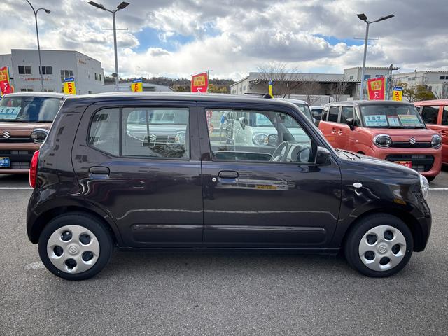 アルト Ｌ　２型　オーディオレス　ハロゲンライト　キーレスエントリー　デュアルカメラブレーキ｜ハロゲンヘッドランプ｜電動格納式ドアミラー｜マニュアルエアコン｜ＵＶカット機能付フロントガラス｜運転席シートヒーター｜電波式キーレスエントリー｜（25枚目）