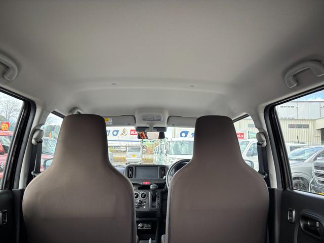 アルト Ｌ　２型　オーディオレス　ハロゲンライト　キーレスエントリー　デュアルカメラブレーキ｜ハロゲンヘッドランプ｜電動格納式ドアミラー｜マニュアルエアコン｜ＵＶカット機能付フロントガラス｜運転席シートヒーター｜電波式キーレスエントリー｜（57枚目）