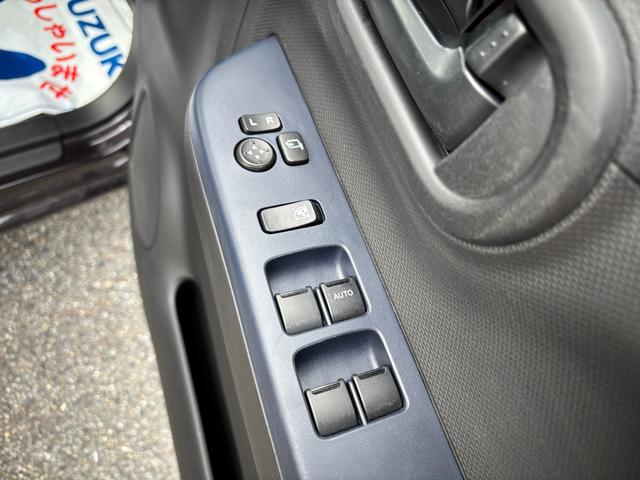 アルト Ｌ　２型　オーディオレス　ハロゲンライト　キーレスエントリー　デュアルカメラブレーキ｜ハロゲンヘッドランプ｜電動格納式ドアミラー｜マニュアルエアコン｜ＵＶカット機能付フロントガラス｜運転席シートヒーター｜電波式キーレスエントリー｜（59枚目）