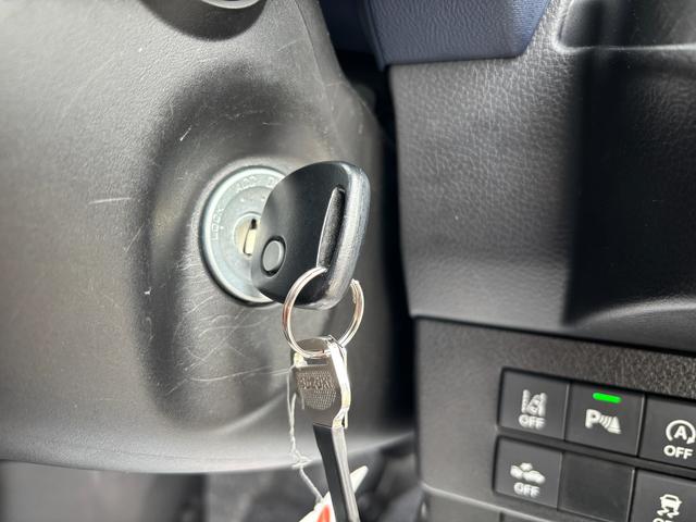 アルト Ｌ　２型　オーディオレス　ハロゲンライト　キーレスエントリー　デュアルカメラブレーキ｜ハロゲンヘッドランプ｜電動格納式ドアミラー｜マニュアルエアコン｜ＵＶカット機能付フロントガラス｜運転席シートヒーター｜電波式キーレスエントリー｜（69枚目）