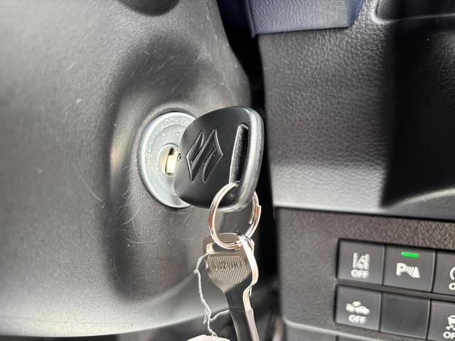 アルト Ｌ　２型　オーディオレス　ＬＥＤヘッドランプ　キーレス　デュアルカメラブレーキ｜ＬＥＤヘッドランプ｜電動格納式ドアミラー｜フルオートエアコン｜全面ＵＶカット機能付ガラス｜シートヒーター｜電波式キーレスエントリー｜（25枚目）