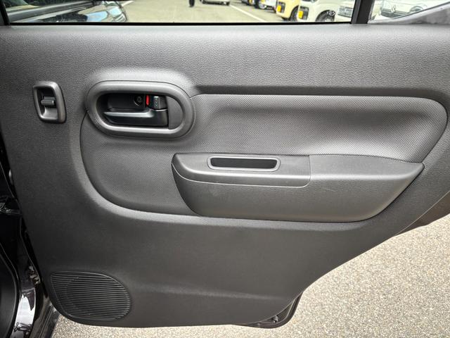 アルト Ｌ　２型　オーディオレス　ＬＥＤヘッドランプ　キーレス　デュアルカメラブレーキ｜ＬＥＤヘッドランプ｜電動格納式ドアミラー｜フルオートエアコン｜全面ＵＶカット機能付ガラス｜シートヒーター｜電波式キーレスエントリー｜（56枚目）