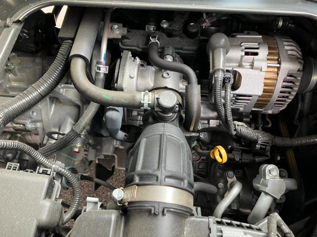 エブリイ ＰＡリミテッド　６型　衝突被害軽減ブレーキ　両側スライドドア　デュアルカメラブレーキ｜後退時ブレーキサポート｜ハロゲンヘッドランプ｜アイドリングストップシステム｜マニュアルエアコン｜電波式キーレスエントリー｜ＵＳＢ電源ソケット｜（17枚目）