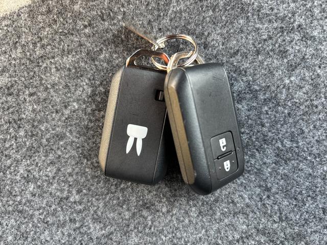 アルトラパン ＨＹＢＲＩＤ　Ｌ　６型　衝突被害軽減ブレーキ　ＬＥＤライト　デュアルセンサーブレーキＩＩ｜ＬＥＤヘッドランプ｜フルホイールキャップ｜フルオートエアコン｜ＵＳＢ電源ソケット｜マイルドハイブリッド｜リモート格納式ドアミラー｜運転席シートヒーター｜（61枚目）