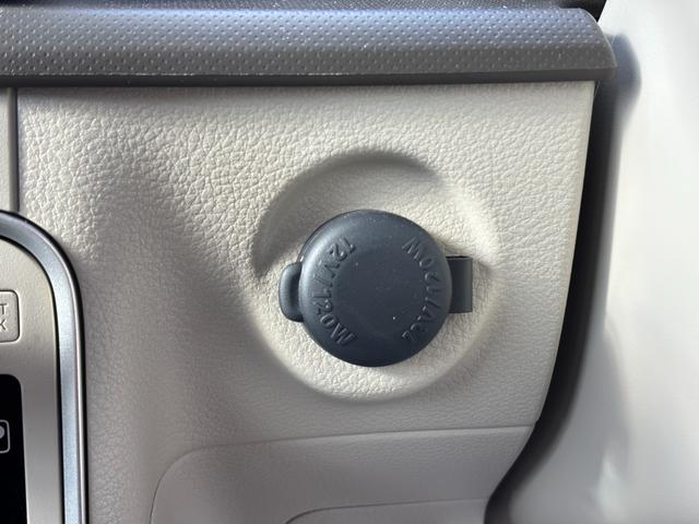 アルトラパン ＨＹＢＲＩＤ　Ｌ　６型　オーディオレス　ＬＥＤヘッドランプ　デュアルセンサーブレーキＩＩ｜ＬＥＤヘッドランプ｜１４インチフルホイールキャップ｜フルオートエアコン｜マイルドハイブリッド｜プレミアムＵＶ＆ＩＲカットガラス（フロントドア）｜ＵＳＢ電源ソケット｜（47枚目）