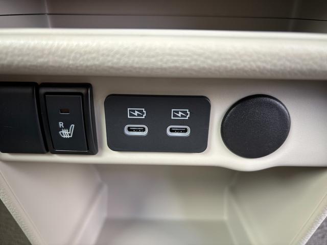 アルトラパン ＨＹＢＲＩＤ　Ｌ　６型　オーディオレス　ＬＥＤヘッドランプ　デュアルセンサーブレーキＩＩ｜ＬＥＤヘッドランプ｜１４インチフルホイールキャップ｜フルオートエアコン｜マイルドハイブリッド｜プレミアムＵＶ＆ＩＲカットガラス（フロントドア）｜ＵＳＢ電源ソケット｜（49枚目）