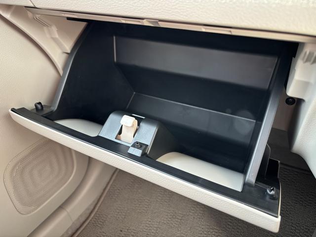 アルトラパン ＨＹＢＲＩＤ　Ｌ　６型　オーディオレス　ＬＥＤヘッドランプ　デュアルセンサーブレーキＩＩ｜ＬＥＤヘッドランプ｜１４インチフルホイールキャップ｜フルオートエアコン｜マイルドハイブリッド｜プレミアムＵＶ＆ＩＲカットガラス（フロントドア）｜ＵＳＢ電源ソケット｜（52枚目）